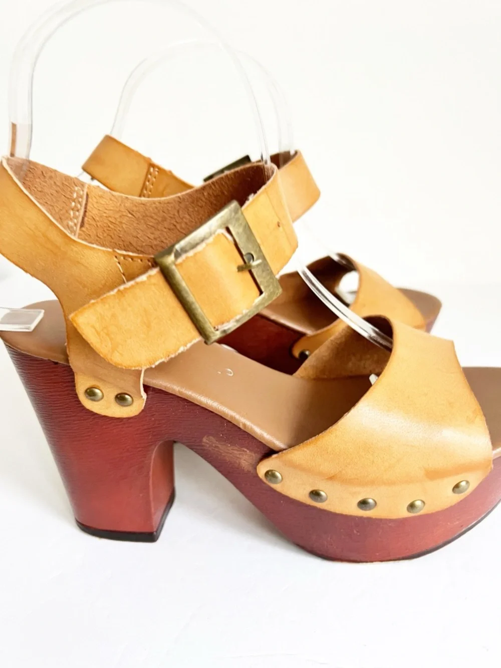 SZ 7 Pierre Dumas Women’s Tan Leather Platform Sandal Heels 70’s